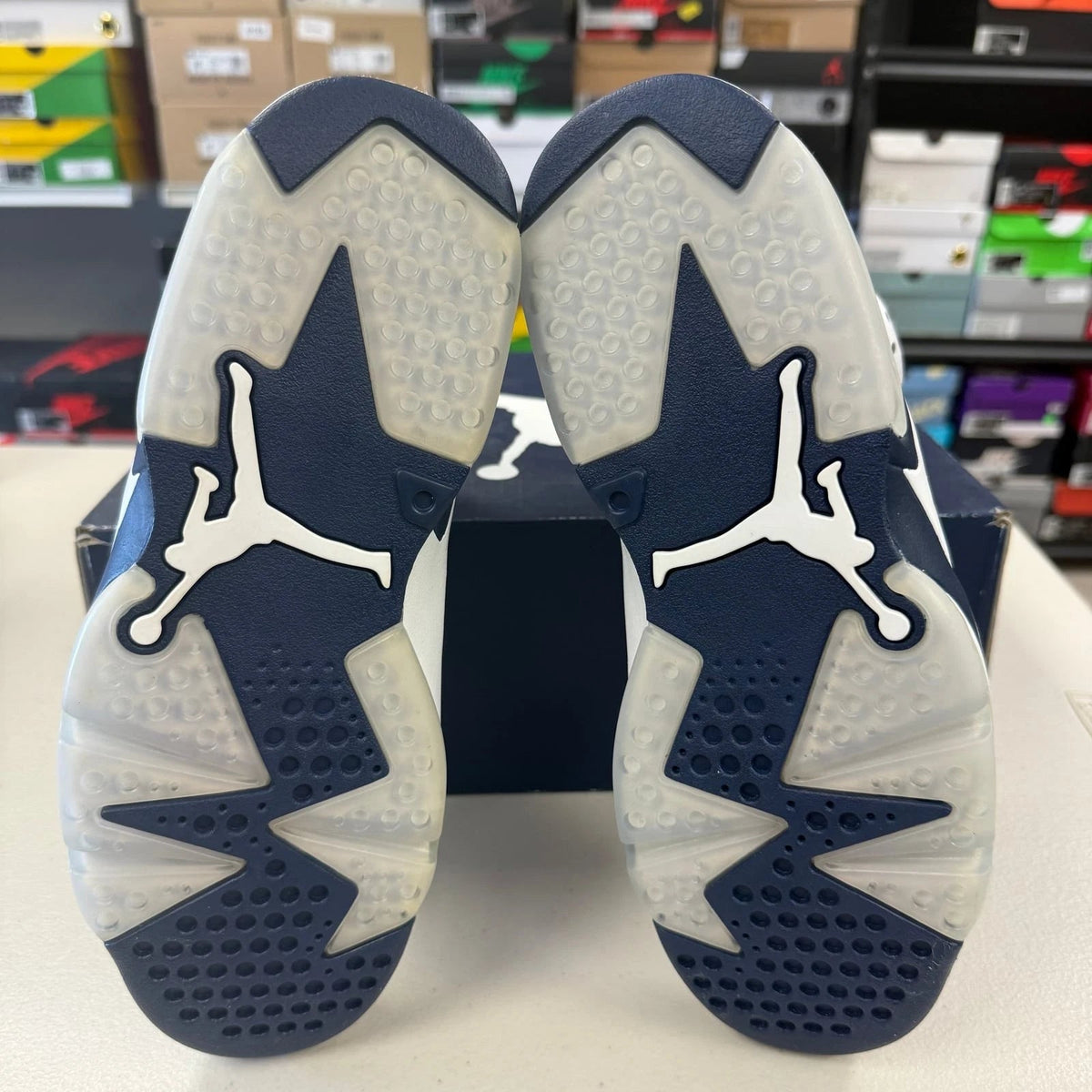 Air Jordan 6 Retro Midnight Navy - Shoe Boxs