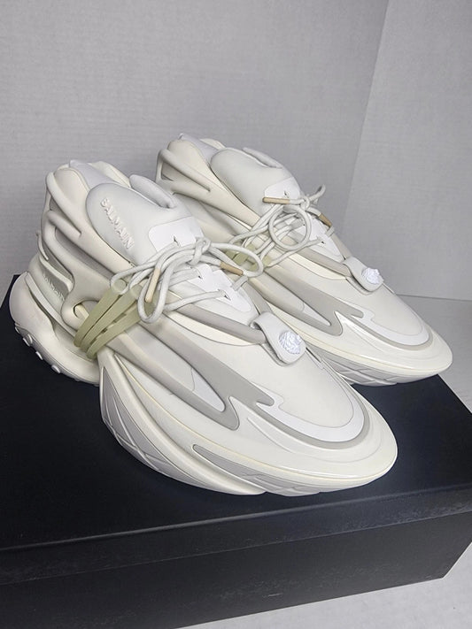 Balmain Unicorn Paris White - Shoe Boxs
