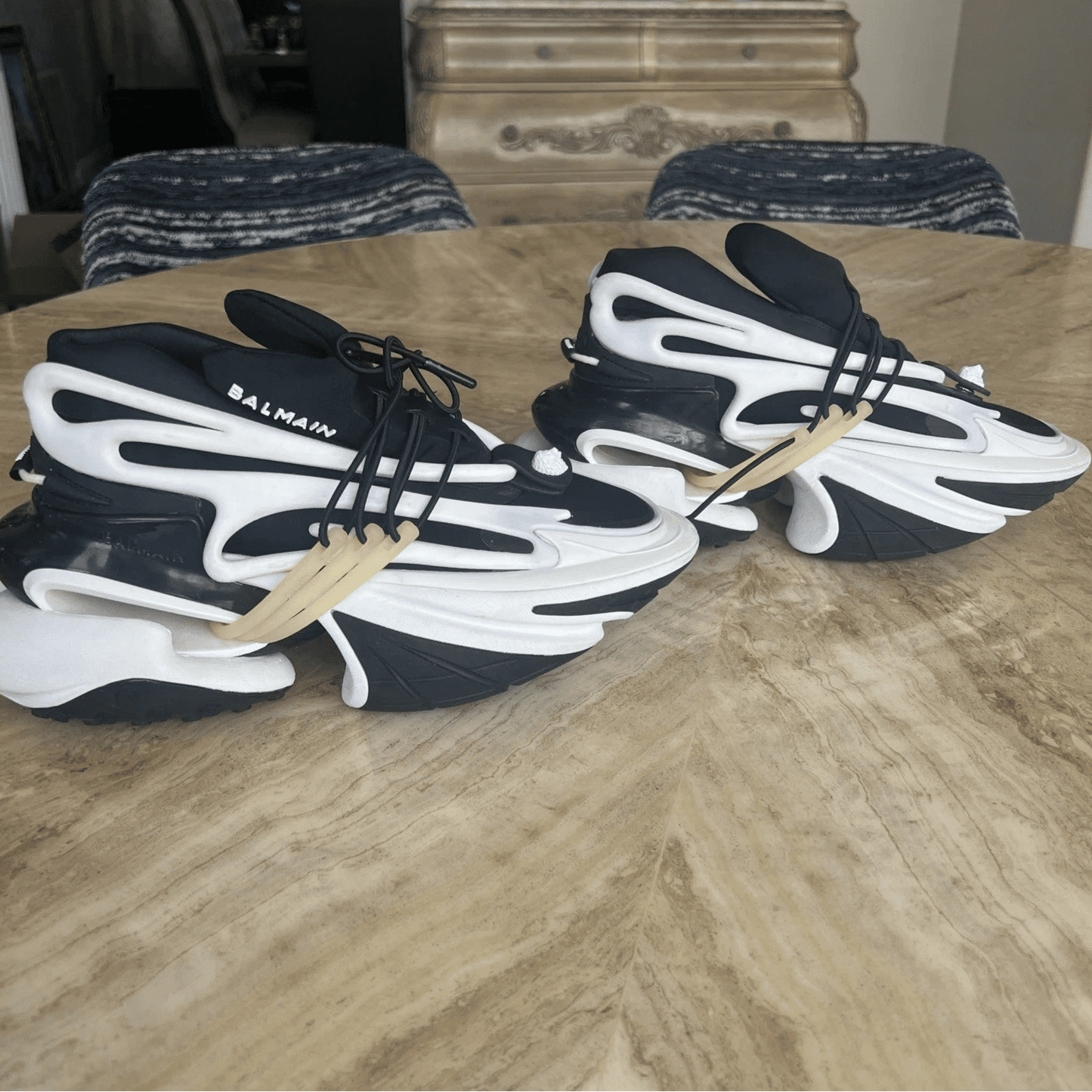 Balmain Unicorn Sneakers Neopren Calfskin Black/White - Shoe Boxs