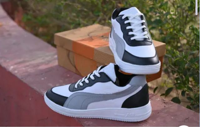 Shoe 0