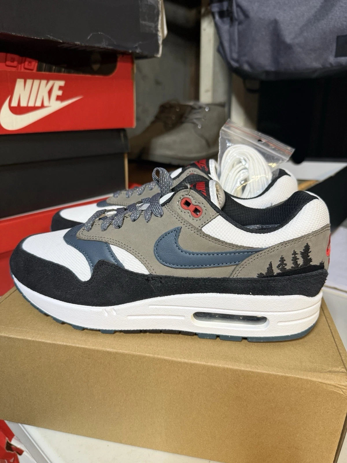 Nike Air Max 1 Escape Tree line