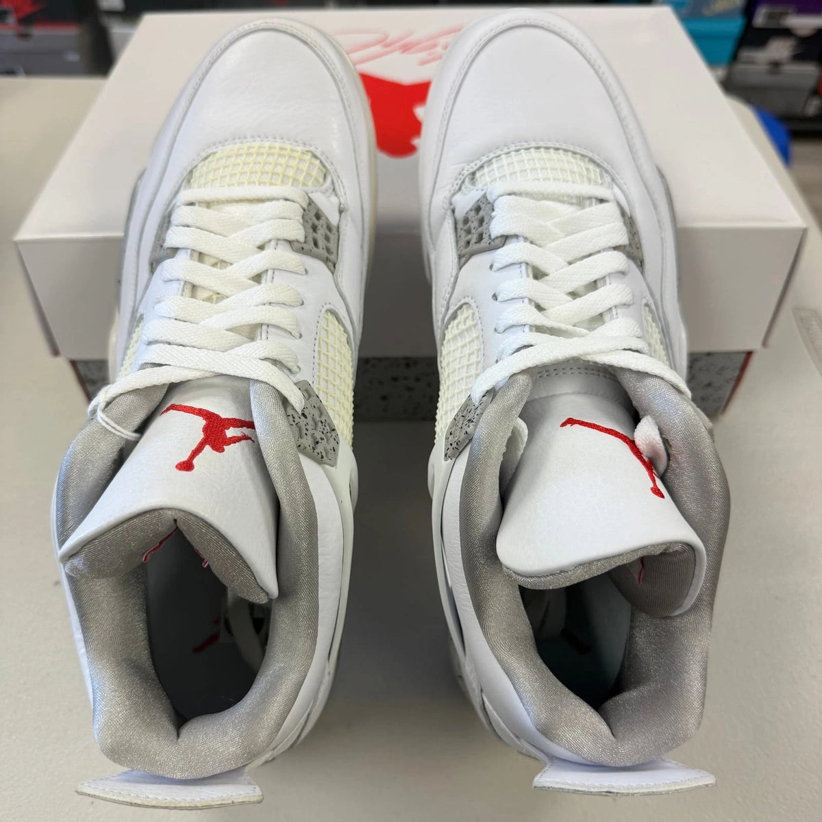 Air Jordan Retro 4 White Oreo